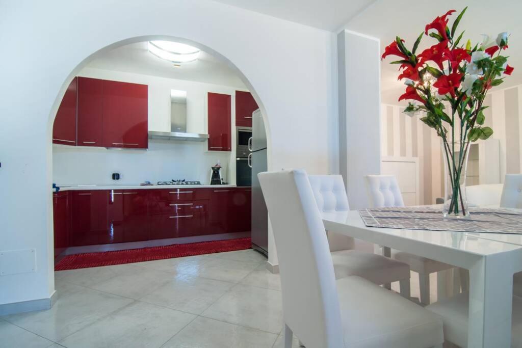 Hh Selection Emiro Villa Lascari Exteriör bild