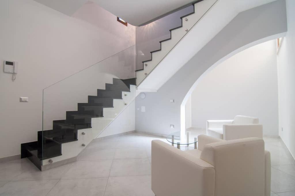 Hh Selection Emiro Villa Lascari Exteriör bild