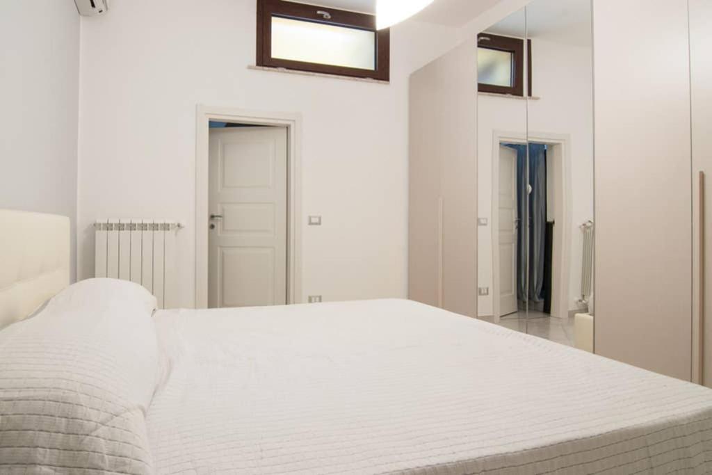 Hh Selection Emiro Villa Lascari Exteriör bild